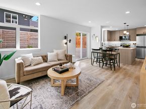 2923 39th Avenue SW, Seattle WA 98116