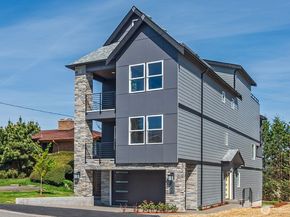 8536 S 114th Street, Seattle WA 98178
