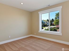 8536 S 114th Street, Seattle WA 98178