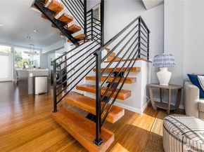 6213 22nd Avenue NW, Seattle WA 98107