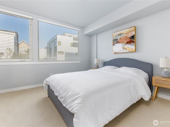 6213 22nd Avenue NW, Seattle WA 98107