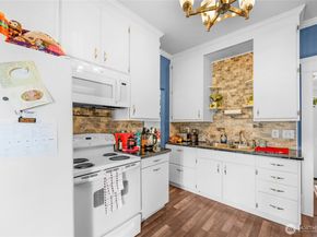 2423 Highland Avenue, Everett WA 98201