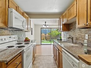 26425 Pennsylvania Avenue NE 34, Kingston WA 98346
