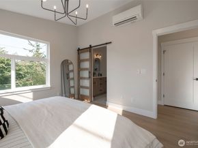 1605 SW Kenyon Street, Seattle WA 98106