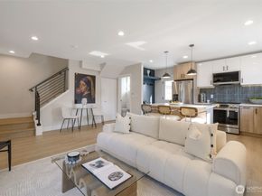 1605 SW Kenyon Street, Seattle WA 98106