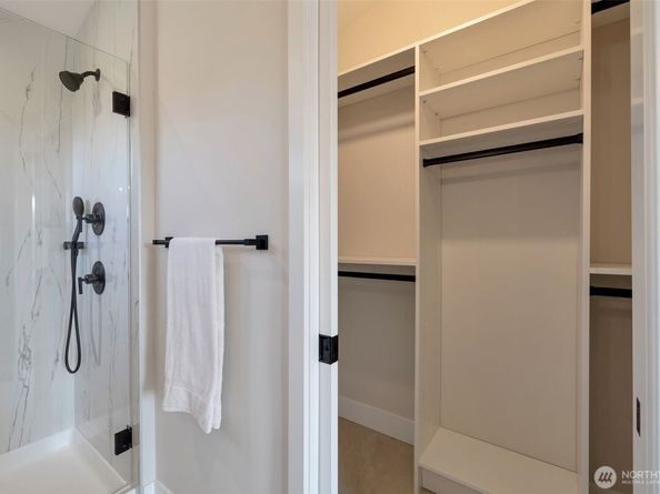1605 SW Kenyon Street, Seattle WA 98106