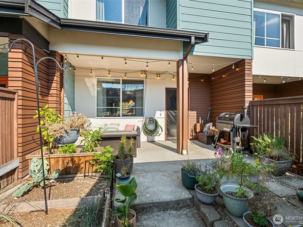 3013 S Nevada Street, Seattle WA 98108