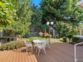 4618 1st Avenue NE, Seattle WA 98105