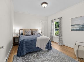 4618 1st Avenue NE, Seattle WA 98105