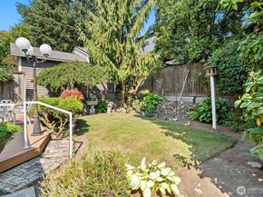 4618 1st Avenue NE, Seattle WA 98105