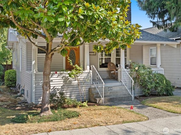 4618 1st Avenue NE, Seattle WA 98105