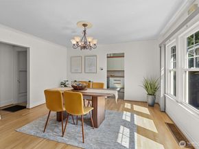 4618 1st Avenue NE, Seattle WA 98105