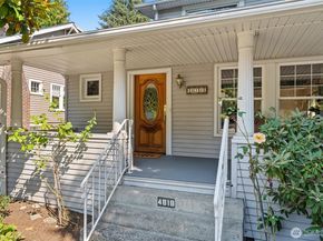 4618 1st Avenue NE, Seattle WA 98105