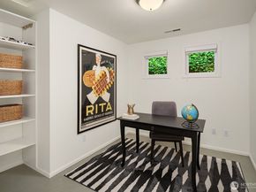 10261 NE 21st Place, Bellevue WA 98004