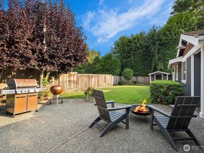 10261 NE 21st Place, Bellevue WA 98004