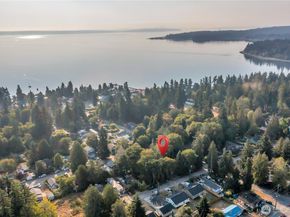 18610 5th Avenue NE, Suquamish WA 98392