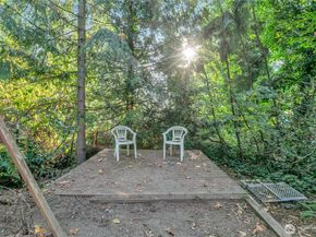 18610 5th Avenue NE, Suquamish WA 98392