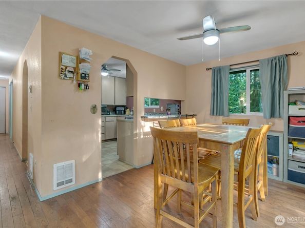 18610 5th Avenue NE, Suquamish WA 98392