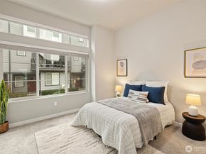 18875 67th Drive NE 4, Kenmore WA 98028