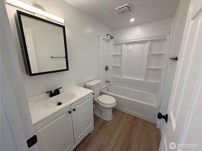 19502 2nd Avenue S, Des Moines WA 98148