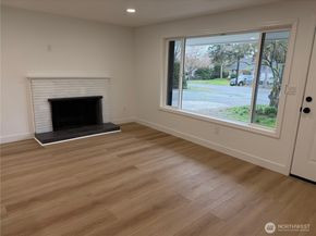 19502 2nd Avenue S, Des Moines WA 98148