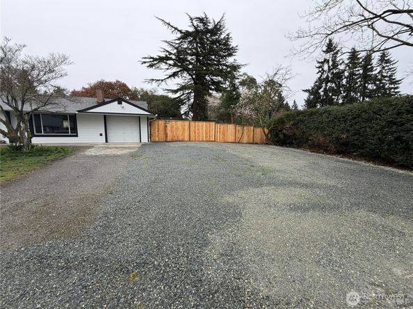 19502 2nd Avenue S, Des Moines WA 98148