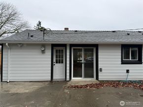 19502 2nd Avenue S, Des Moines WA 98148