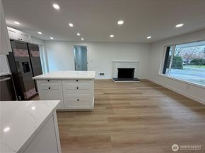 19502 2nd Avenue S, Des Moines WA 98148