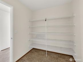 1716 250th Court SE, Sammamish WA 98075