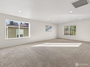 1716 250th Court SE, Sammamish WA 98075