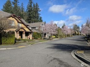 1716 250th Court SE, Sammamish WA 98075