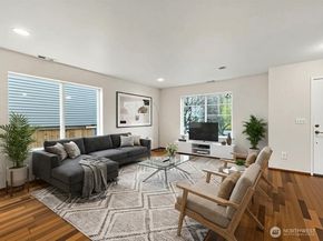 1716 250th Court SE, Sammamish WA 98075