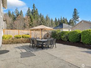 1716 250th Court SE, Sammamish WA 98075