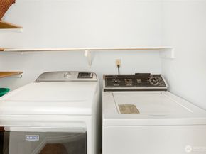 21116 80th Avenue W 7, Edmonds WA 98026