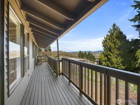 23850 43rd Avenue S, Kent WA 98032