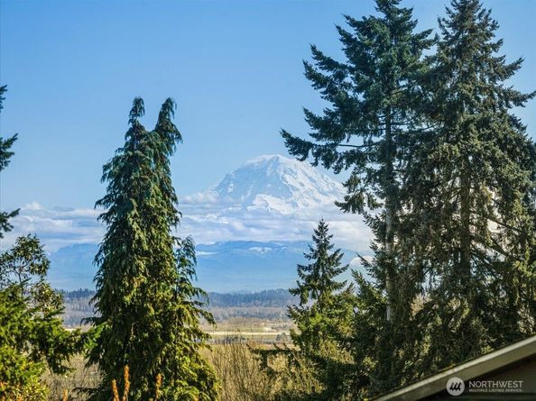 23850 43rd Avenue S, Kent WA 98032