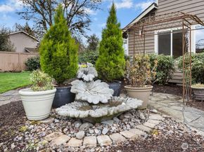 4184 327th Circle NE, Carnation WA 98014