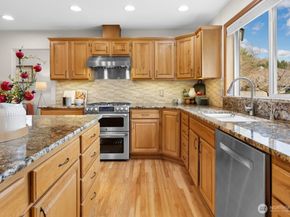 4184 327th Circle NE, Carnation WA 98014