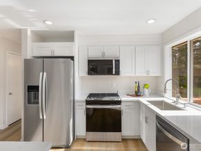 12103 SE 70th Street, Newcastle WA 98056