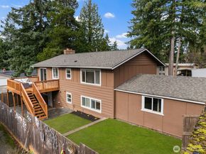 12103 SE 70th Street, Newcastle WA 98056