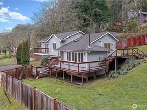 7239 Long Lake Road SE, Port Orchard WA 98367