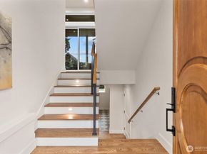 1427 Woodrow Place E, Seattle WA 98112