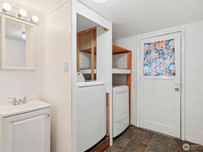 15314 Interlake Avenue N, Shoreline WA 98133