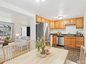 15314 Interlake Avenue N, Shoreline WA 98133