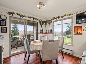 23409 Lakeview Drive F201, Mountlake Terrace WA 98043