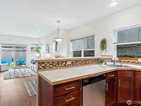 7322 Rainier Avenue S 208, Seattle WA 98118