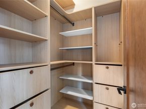 10715 2nd Avenue NW, Seattle WA 98177