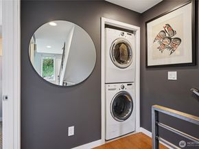 1230 W Emerson Street, Seattle WA 98119