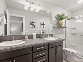 16201 Meadow Road H4, Lynnwood WA 98087