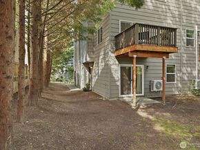 16201 Meadow Road H4, Lynnwood WA 98087